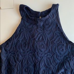 Beautiful navy blue flower print dress!